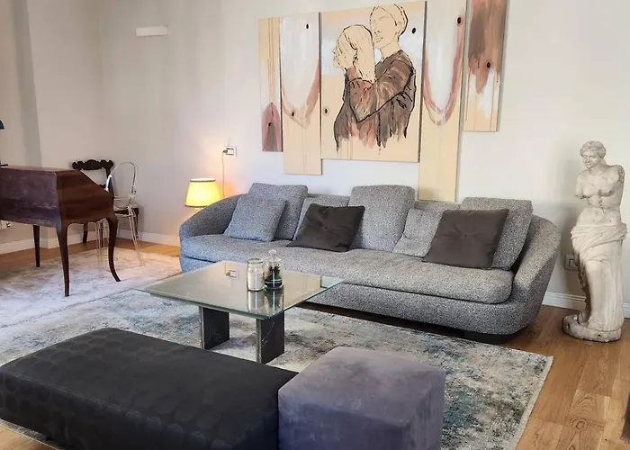 Duomo Gallery Apartment