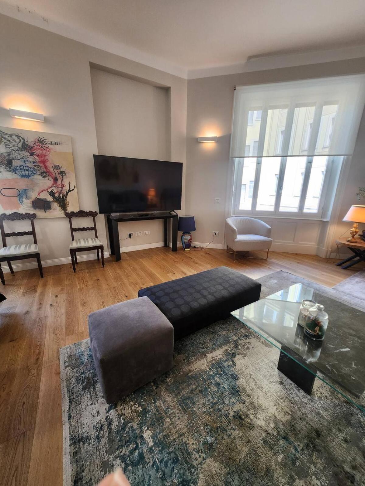 Duomo Gallery Apartment